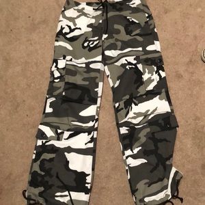 camo pants! BRAND NEW